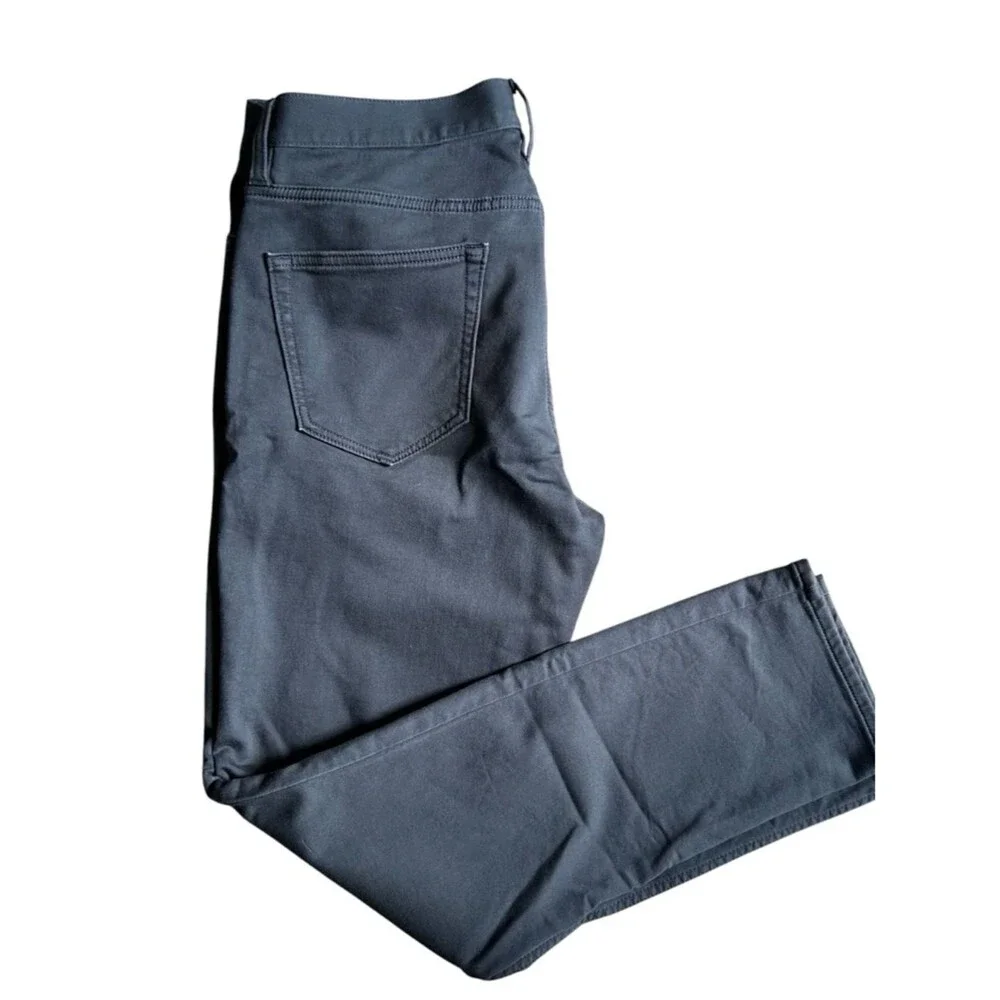 Banana Republic Men's Traveler Slim Fit Charcoal Gray Jeans 33x30